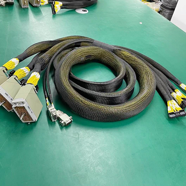 EDAC 2231 90P Male 3.81 Pitch To DB9 Male Cable
