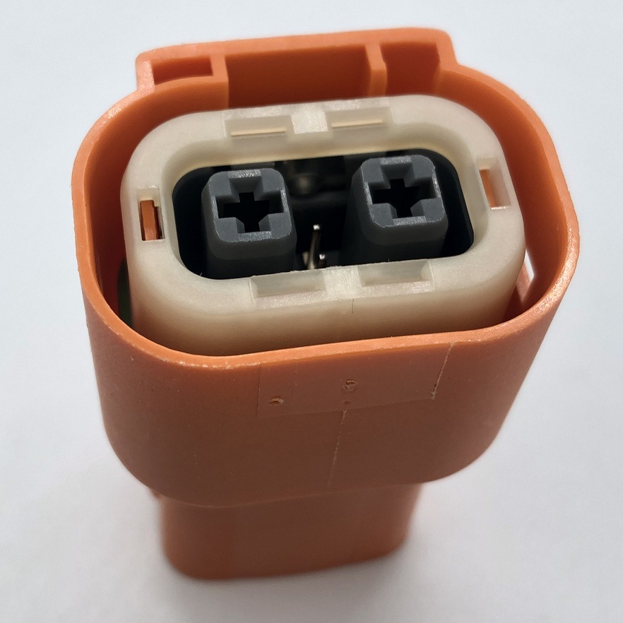 TE Connector