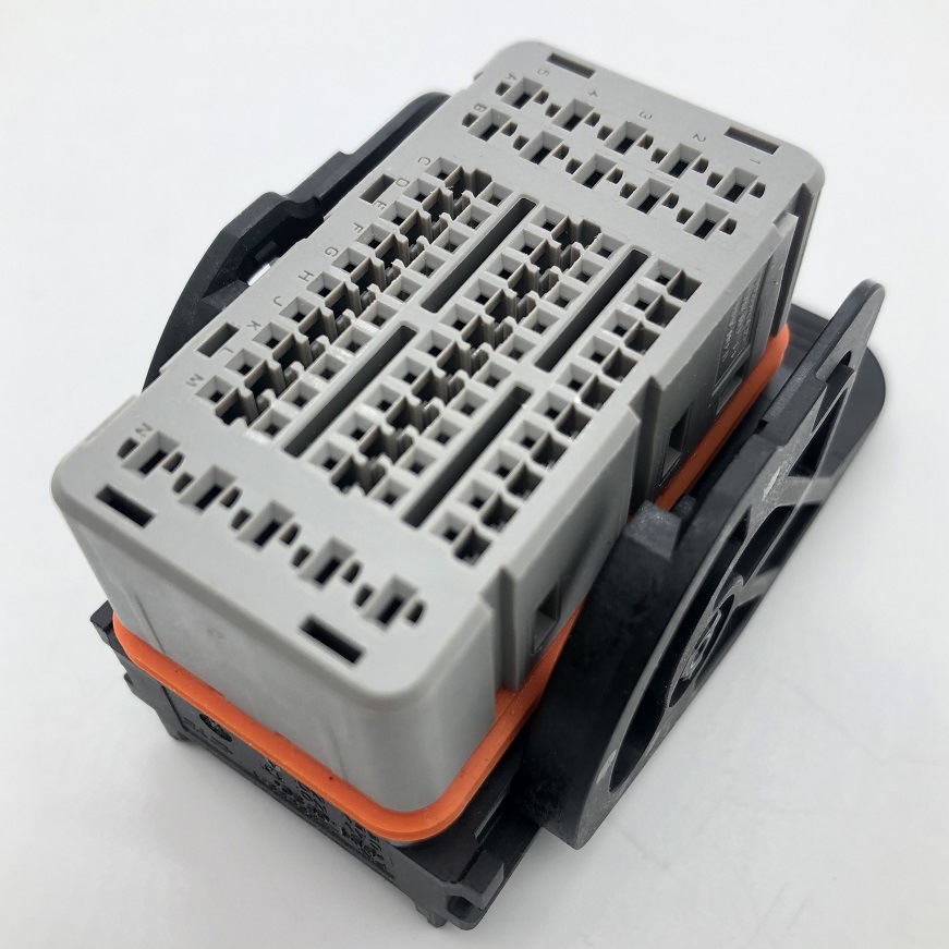TE Connector