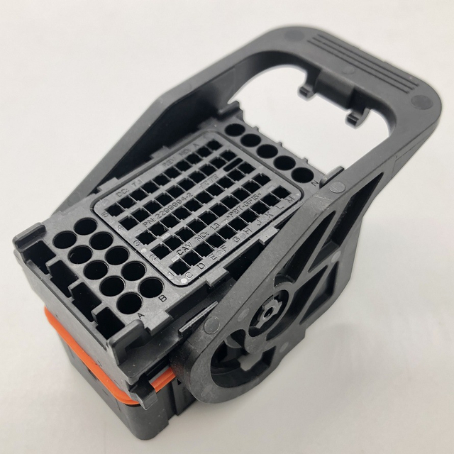 TE Connector