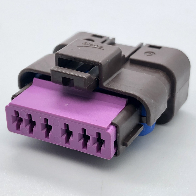 DELPHI Connector