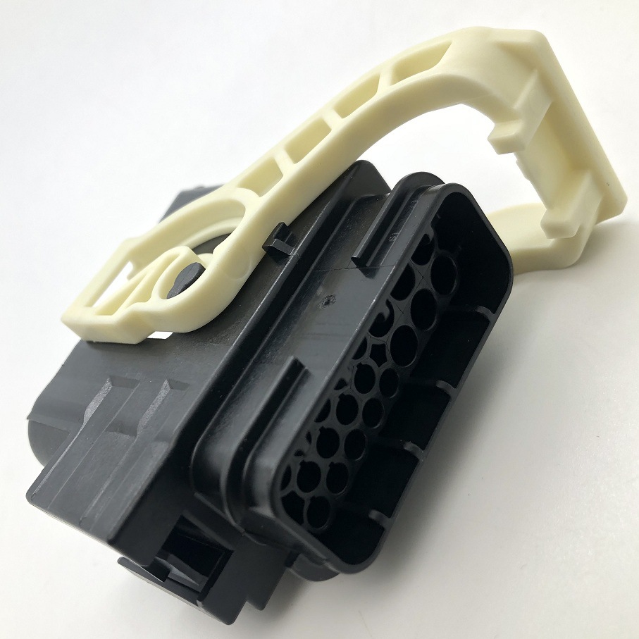 DELPHI Connector