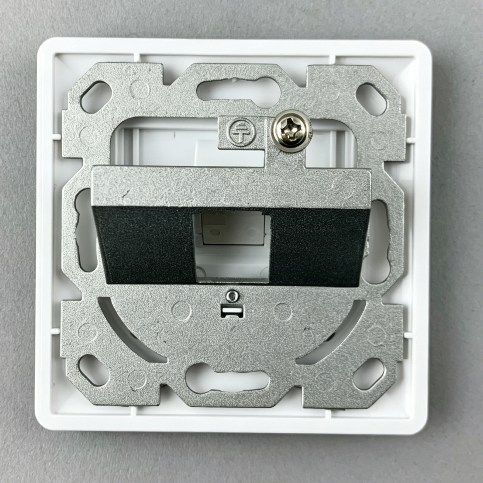 80mm Type Single Port Blank Faceplate, European Style Faceplate / German Style Zinc Alloy Faceplate